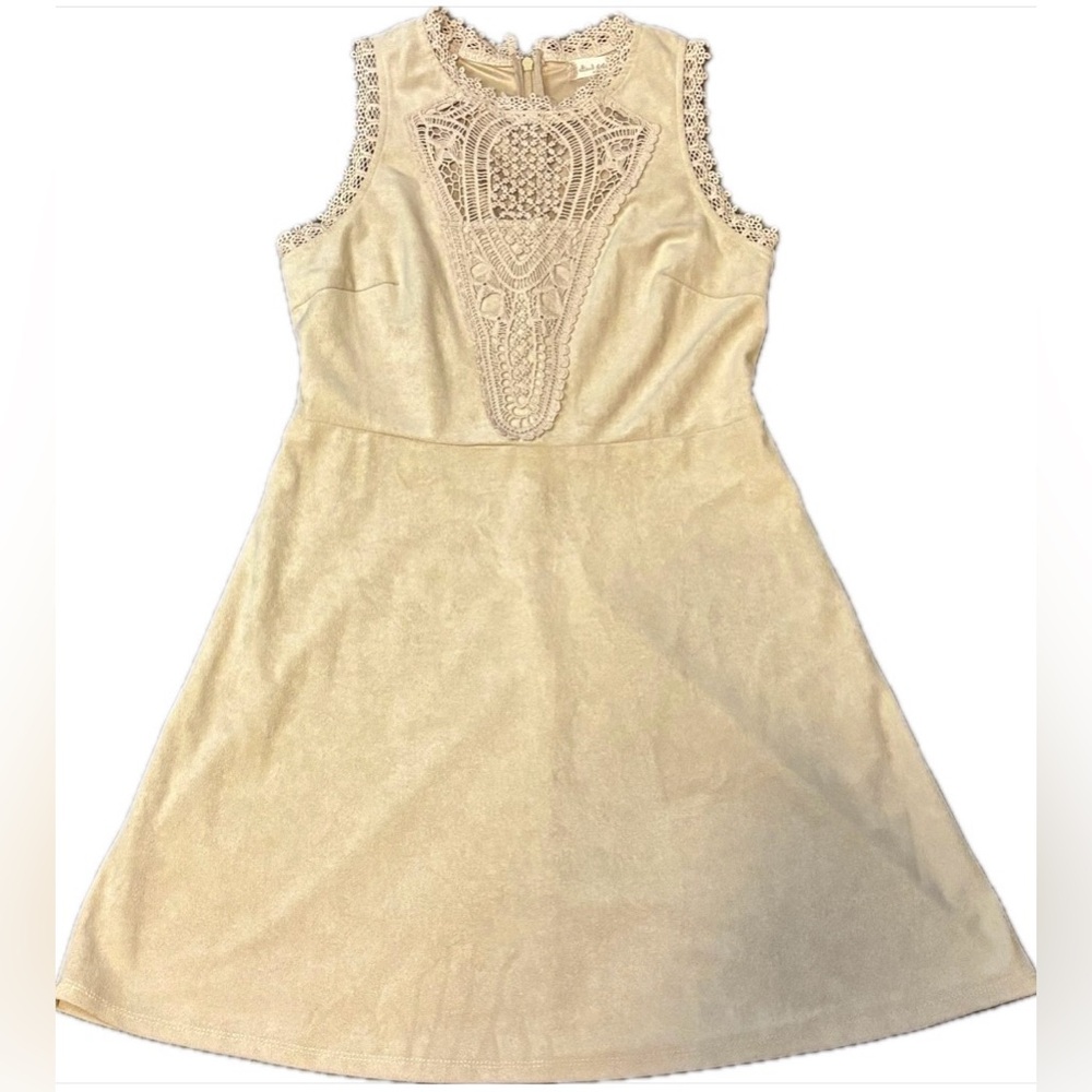 ✨Altar’d State Tan/Cream Colored Dress w/ Crochet Lace Detailing Size Medium
